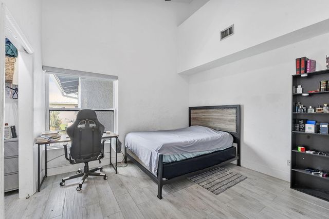 6031 NW 4th Avenue, Boca Raton, FL 33487