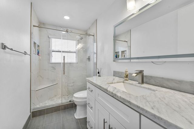 6031 NW 4th Avenue, Boca Raton, FL 33487