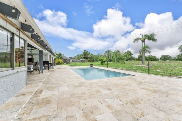 6031 NW 4th Avenue, Boca Raton, FL 33487