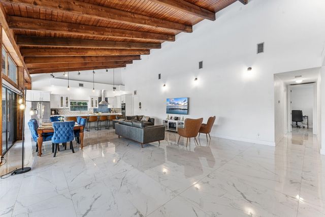 6031 NW 4th Avenue, Boca Raton, FL 33487