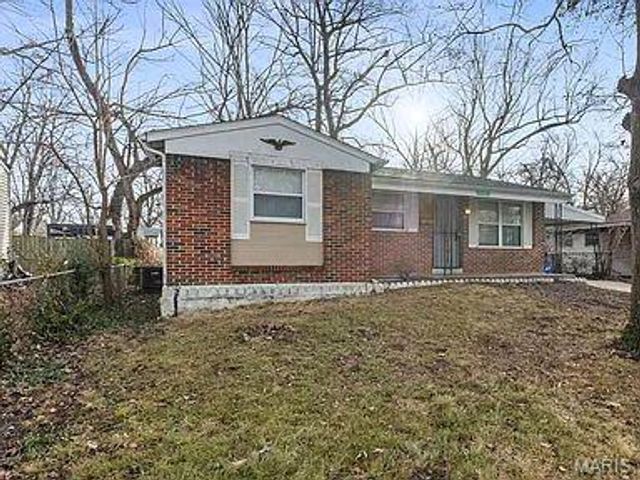 10265 Lord Drive, St Louis, MO 63136