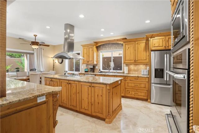 22711 Inspiration, Canyon Lake, CA 92587