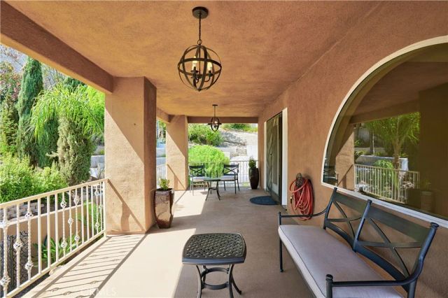 22711 Inspiration, Canyon Lake, CA 92587