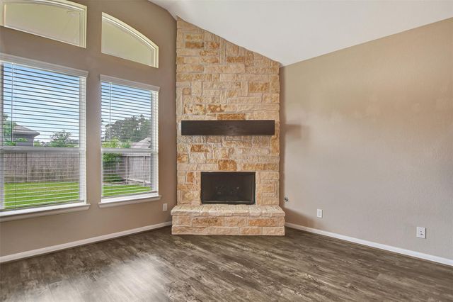 11711 Petal Falls Lane, Tomball, TX 77377