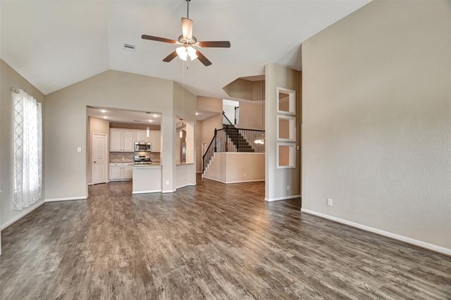 11711 Petal Falls Lane, Tomball, TX 77377