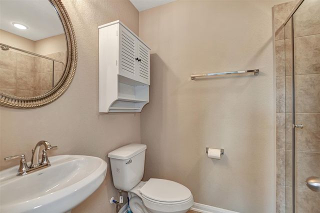 11711 Petal Falls Lane, Tomball, TX 77377