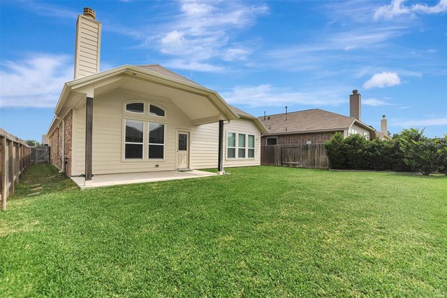 11711 Petal Falls Lane, Tomball, TX 77377