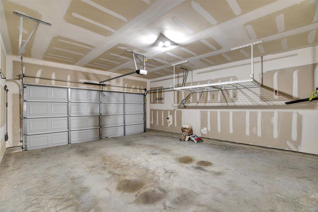 11711 Petal Falls Lane, Tomball, TX 77377