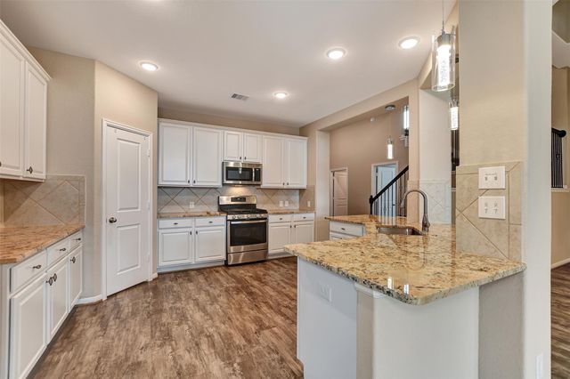 11711 Petal Falls Lane, Tomball, TX 77377