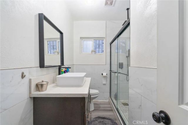 3935 S Harvard, Los Angeles, CA 90062