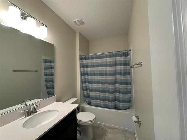 1068 QUAKER RIDGE LANE, Davenport, FL 33896