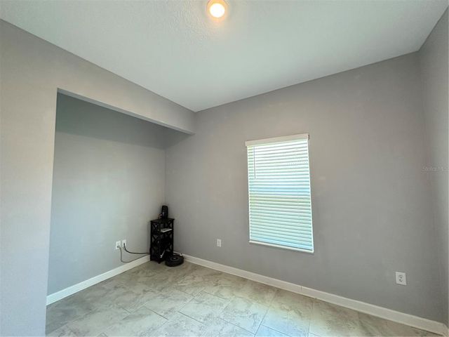 1068 QUAKER RIDGE LANE, Davenport, FL 33896
