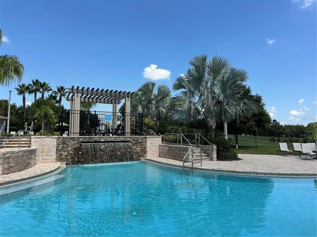 1068 QUAKER RIDGE LANE, Davenport, FL 33896