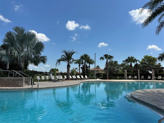 1068 QUAKER RIDGE LANE, Davenport, FL 33896