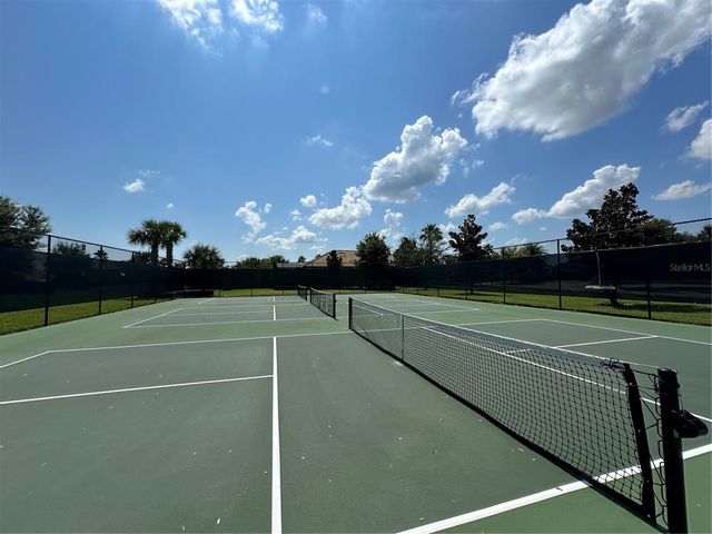 1068 QUAKER RIDGE LANE, Davenport, FL 33896