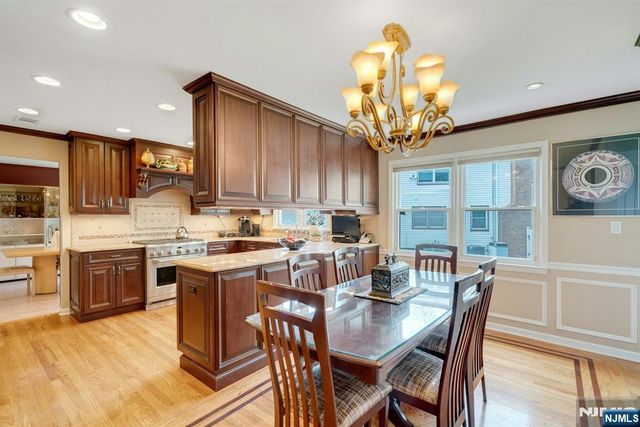 42-09 Cosgrove Court, Fair Lawn, NJ 07410