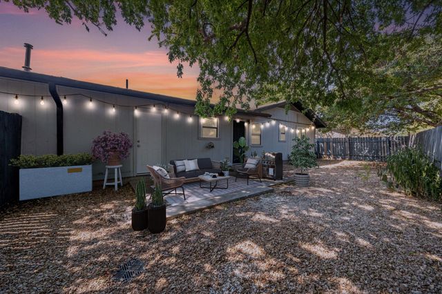 1810 Mearns Meadow BLVD, Austin, TX 78758