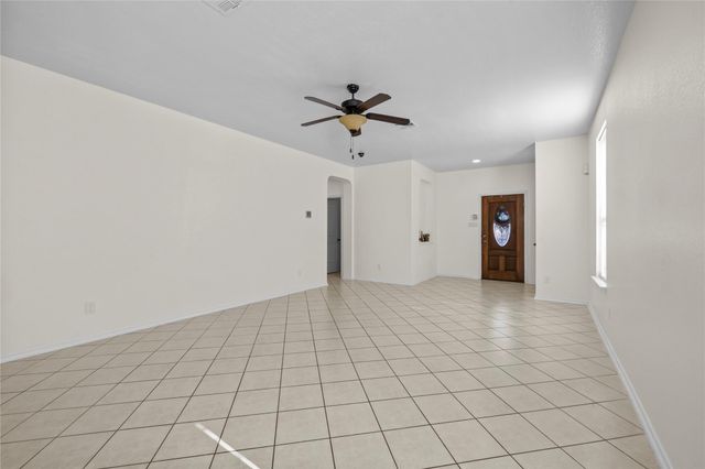 1083 Lonesome Oak DR, Temple, TX 76502