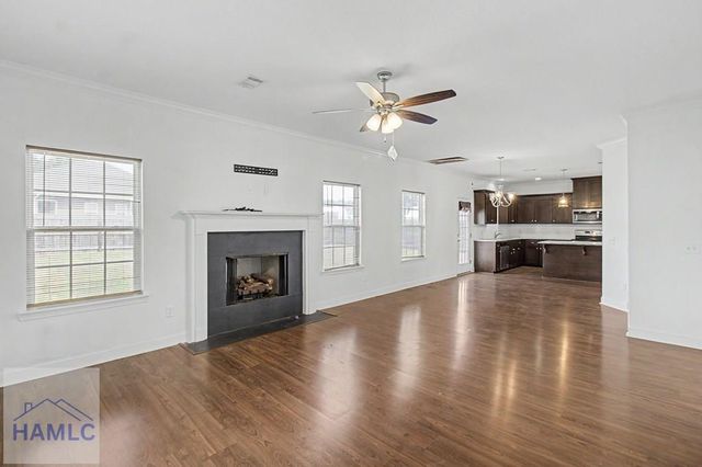 390 Fairview Circle, Hinesville, GA 31313