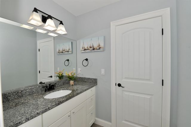 79 New Boston Road, Bedford, NH 03110