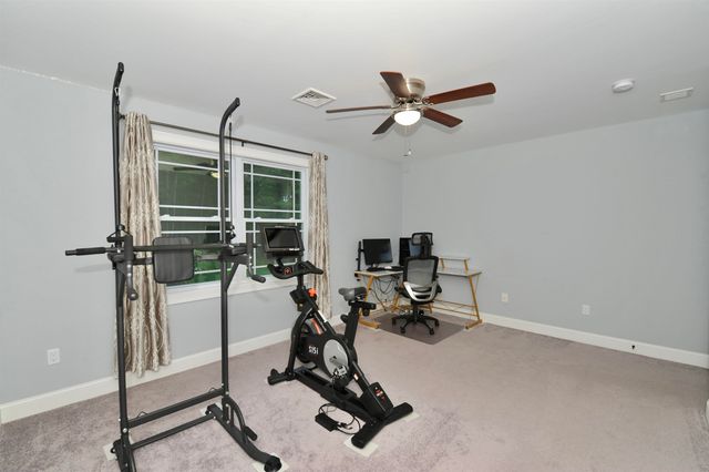 79 New Boston Road, Bedford, NH 03110