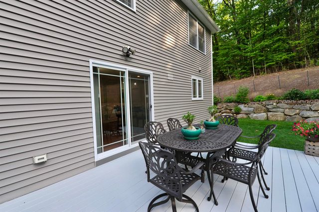 79 New Boston Road, Bedford, NH 03110