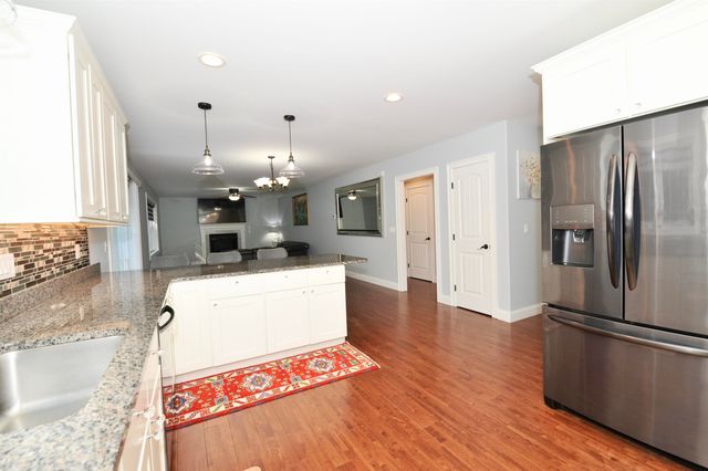 79 New Boston Road, Bedford, NH 03110