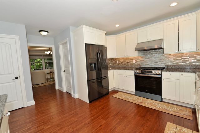 79 New Boston Road, Bedford, NH 03110