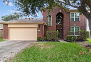 353 Josh Way, La Porte, TX 77571