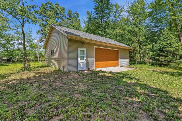 N8277 E MECAN LANE, Neshkoro, WI 54960