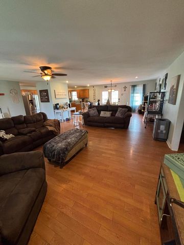 60 Clover Meadow Drive, Corbin, KY 40701