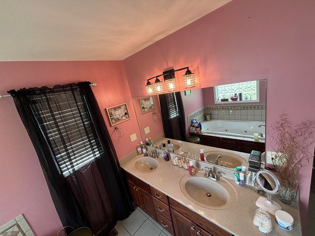 60 Clover Meadow Drive, Corbin, KY 40701