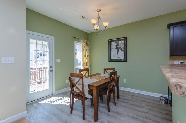 219 Peggys Trace, Sneads Ferry, NC 28460