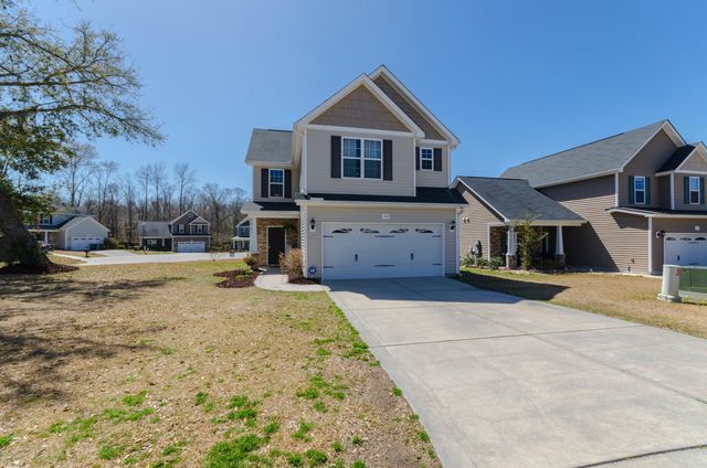 219 Peggys Trace, Sneads Ferry, NC 28460