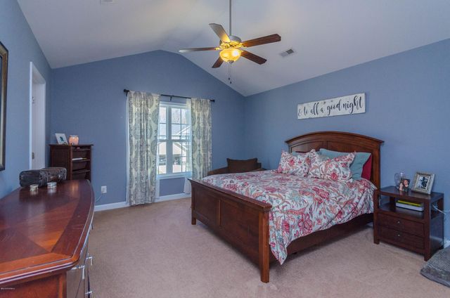 219 Peggys Trace, Sneads Ferry, NC 28460