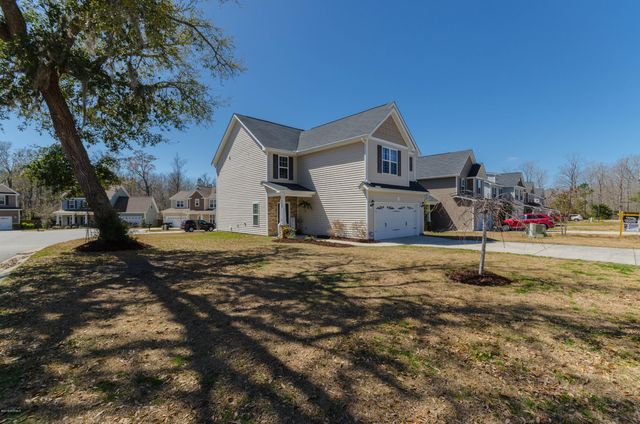 219 Peggys Trace, Sneads Ferry, NC 28460