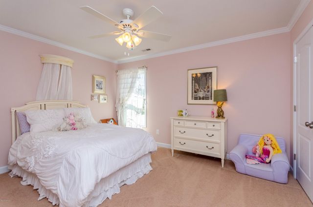 219 Peggys Trace, Sneads Ferry, NC 28460