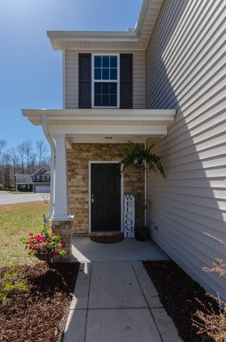 219 Peggys Trace, Sneads Ferry, NC 28460