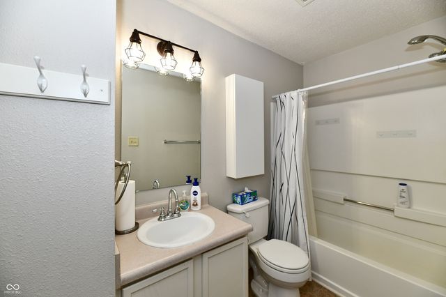 14535 Bramkrist Drive, Fishers, IN 46038