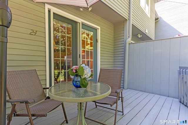 24 Williams Glen Way 24, Glastonbury, CT 06033