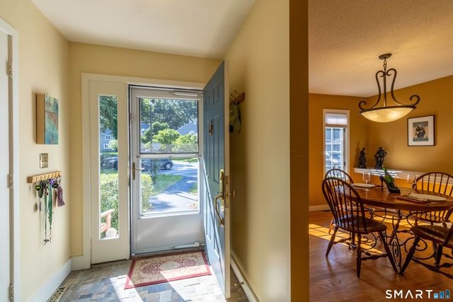24 Williams Glen Way 24, Glastonbury, CT 06033