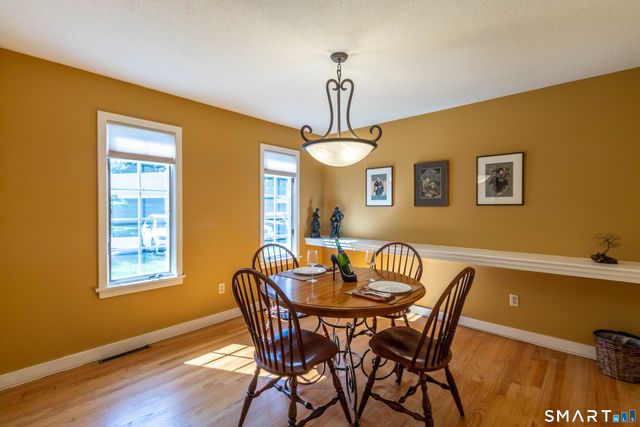 24 Williams Glen Way 24, Glastonbury, CT 06033