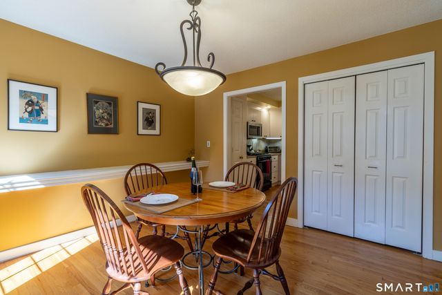 24 Williams Glen Way 24, Glastonbury, CT 06033