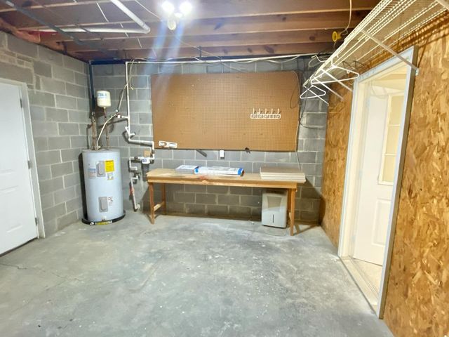 511 NW Stratford Place, Rocky Face, GA 30740