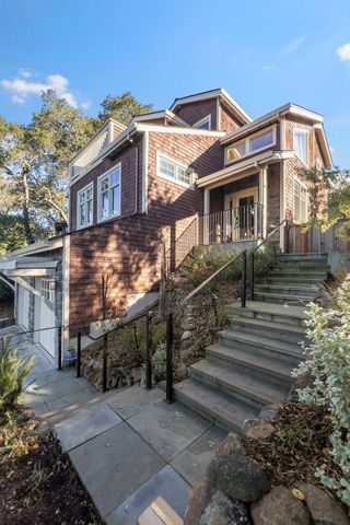 562 Hillcrest Way, Redwood City, CA 94062