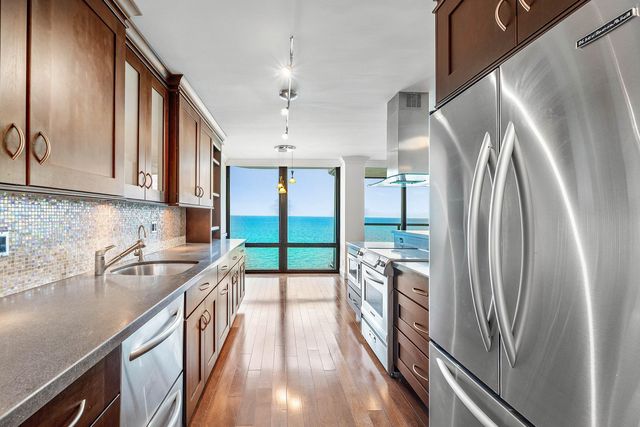 250 S Ocean Boulevard 11c, Boca Raton, FL 33432