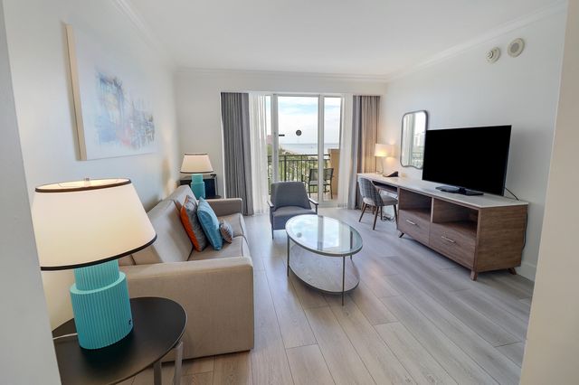 601 N Fort Lauderdale Beach Boulevard 910, Fort Lauderdale, FL 33304