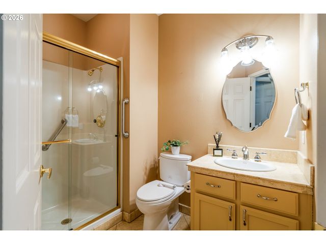 12616 Sw 60TH Ct, Portland, OR 97219