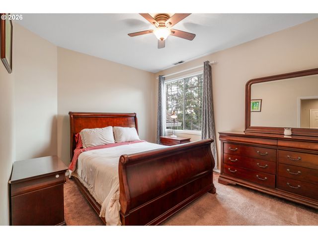12616 Sw 60TH Ct, Portland, OR 97219