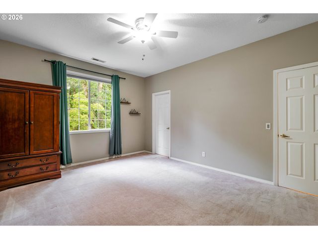 12616 Sw 60TH Ct, Portland, OR 97219